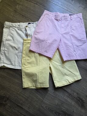 Bundle Of 3  Men's Vineyard Vines Size 30 Shorts
